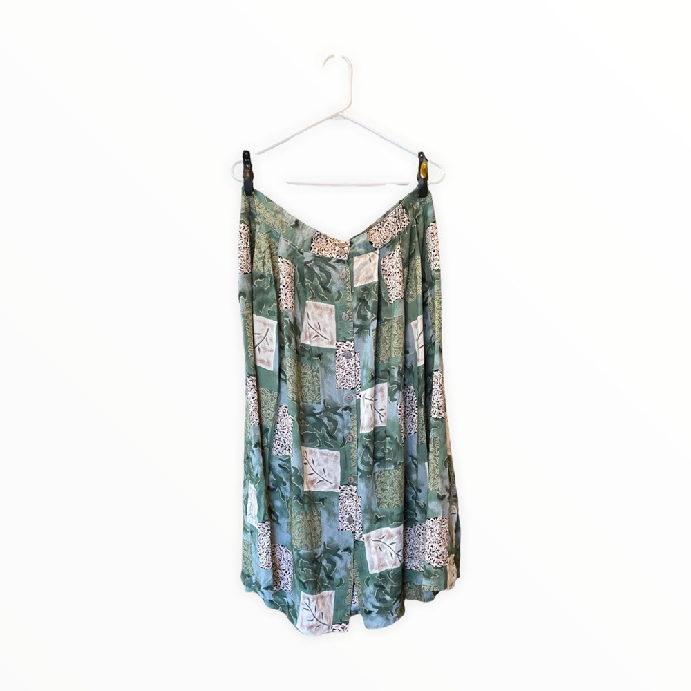 Kathie Lee Pattern Printed Plus Size Button Down Midi Skirt